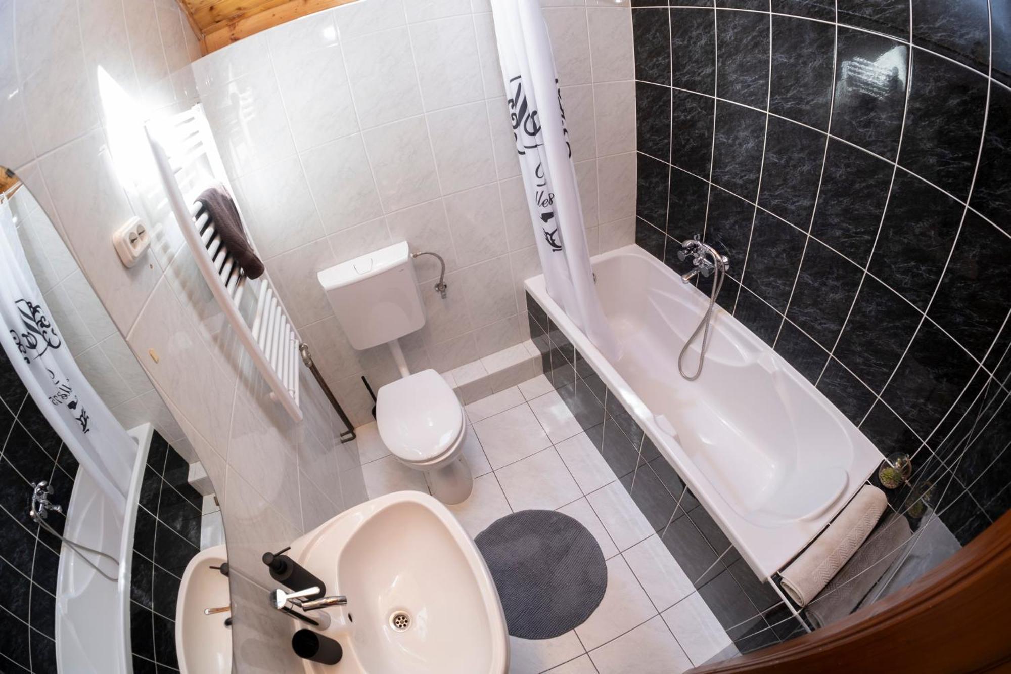 Vicze Apartmanház Siófok Pokoj fotografie