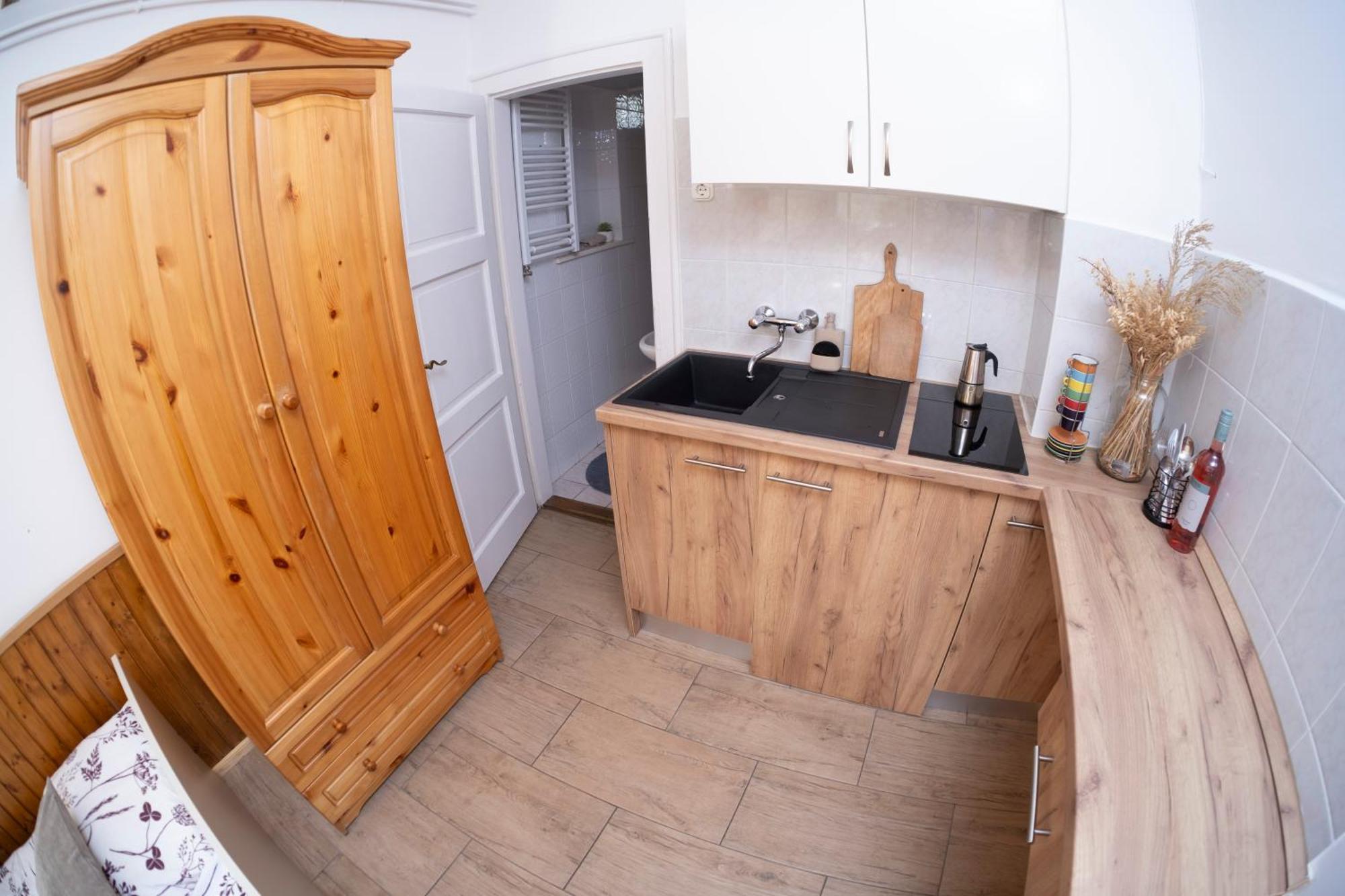 Vicze Apartmanház Siófok Pokoj fotografie