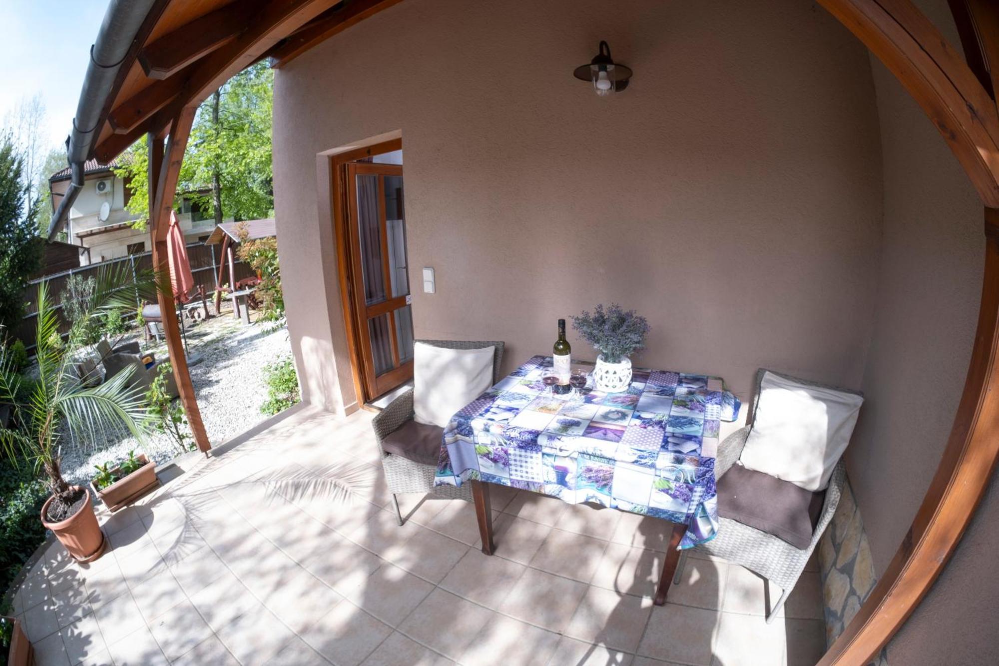 Vicze Apartmanház Siófok Exteriér fotografie