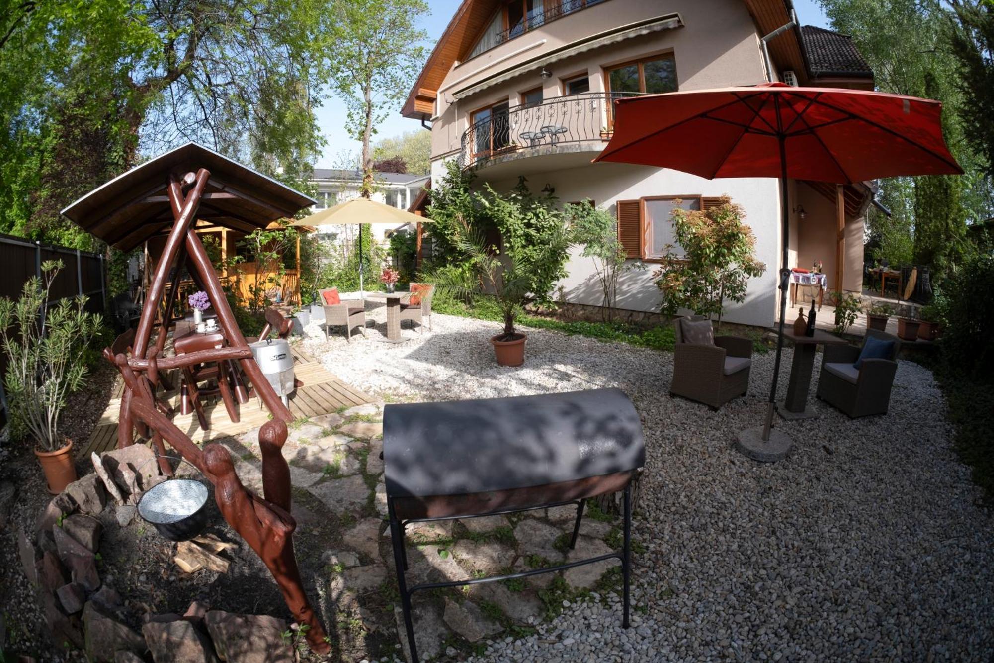 Vicze Apartmanház Siófok Exteriér fotografie