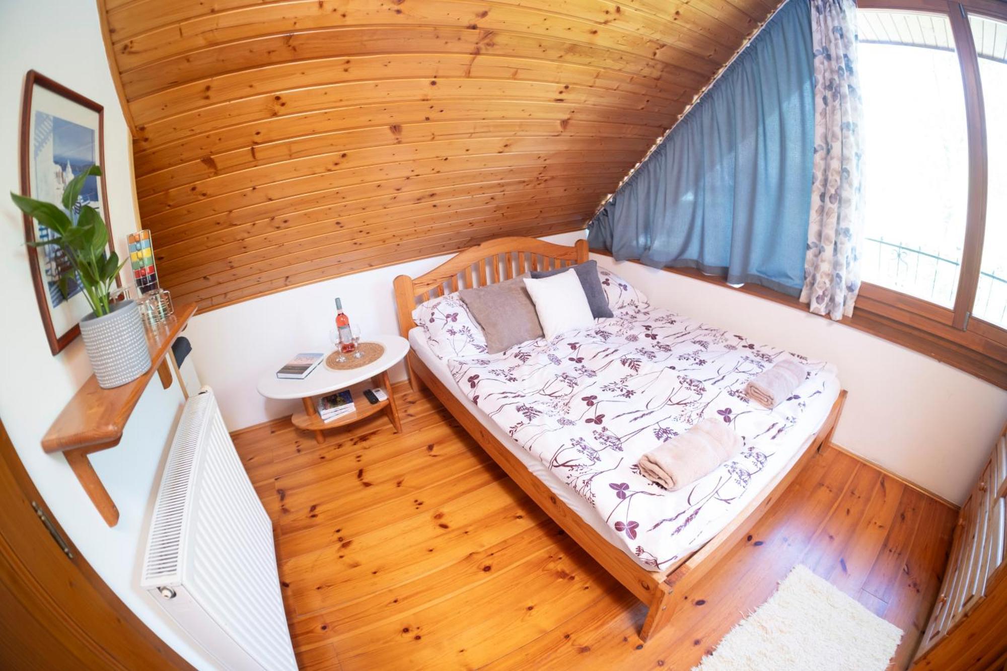 Vicze Apartmanház Siófok Exteriér fotografie