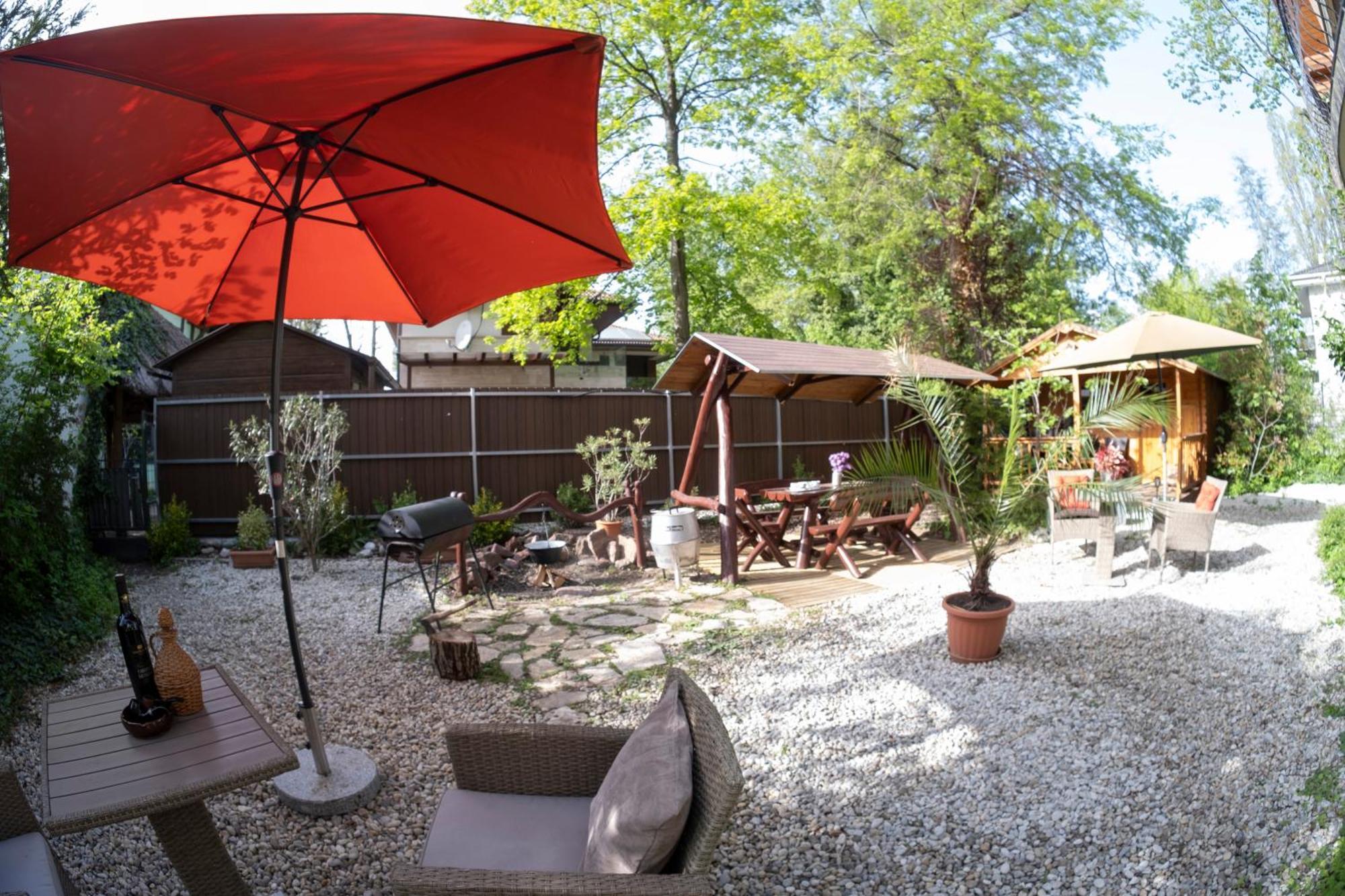 Vicze Apartmanház Siófok Exteriér fotografie