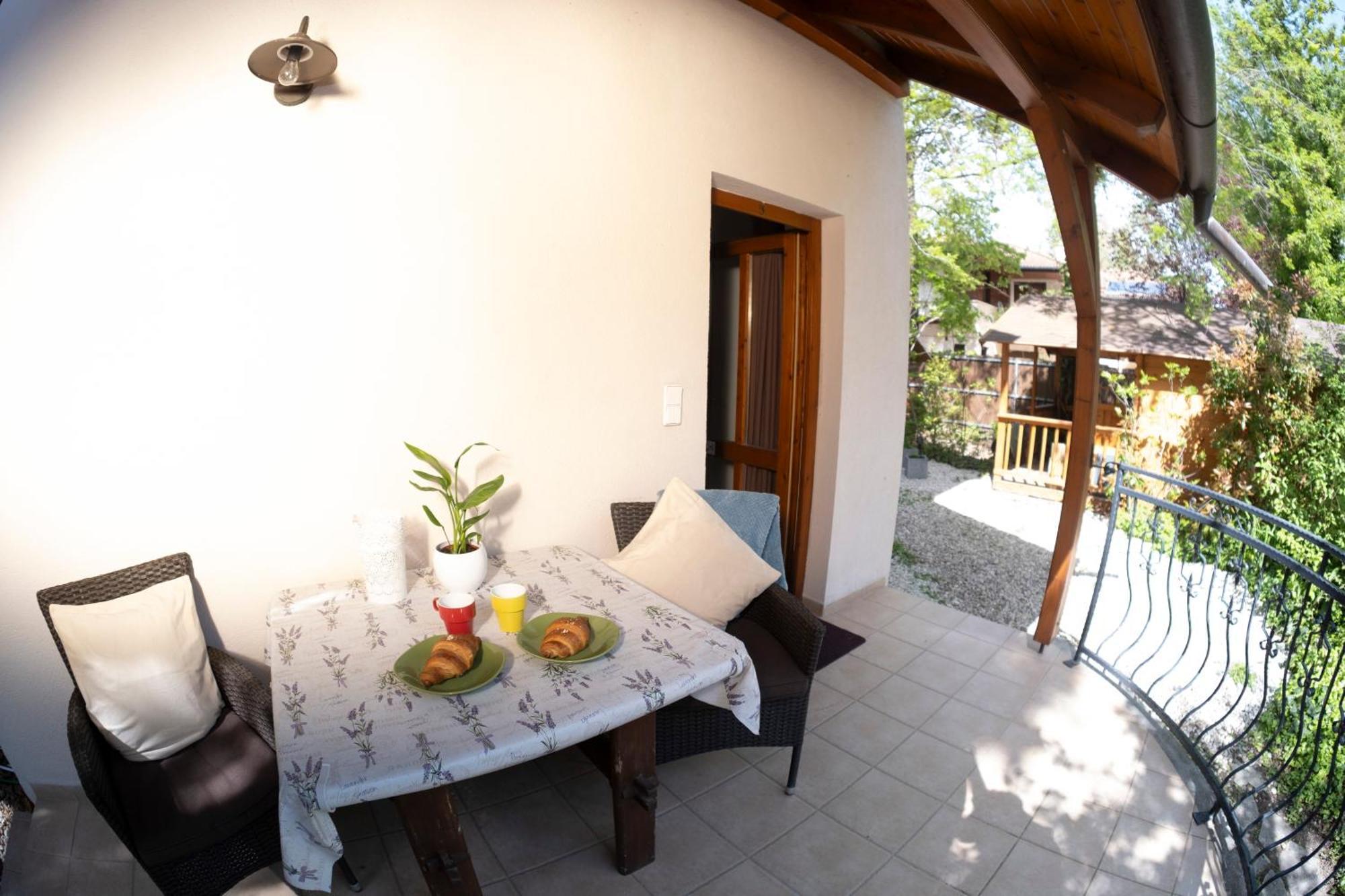 Vicze Apartmanház Siófok Exteriér fotografie
