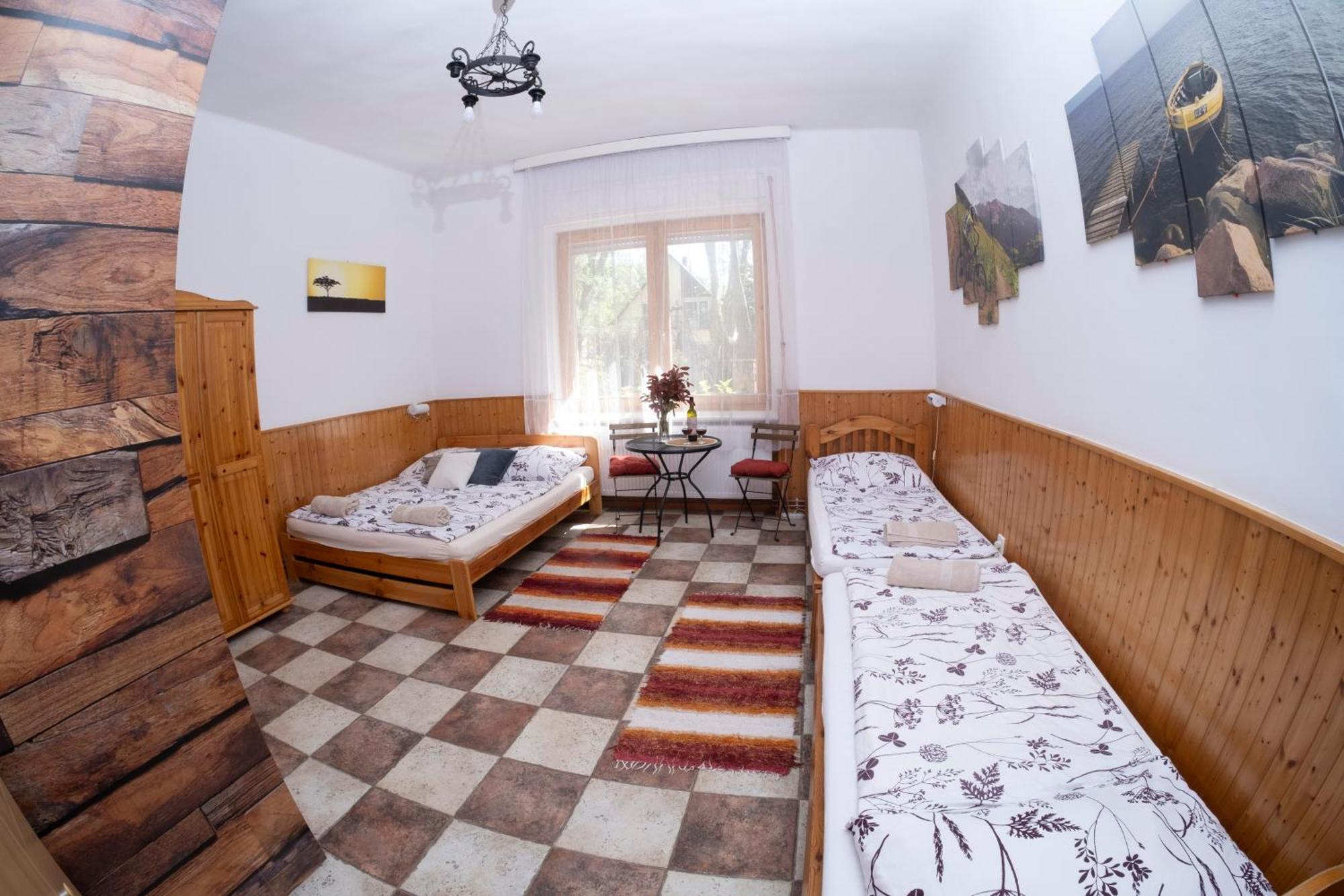 Vicze Apartmanház Siófok Exteriér fotografie