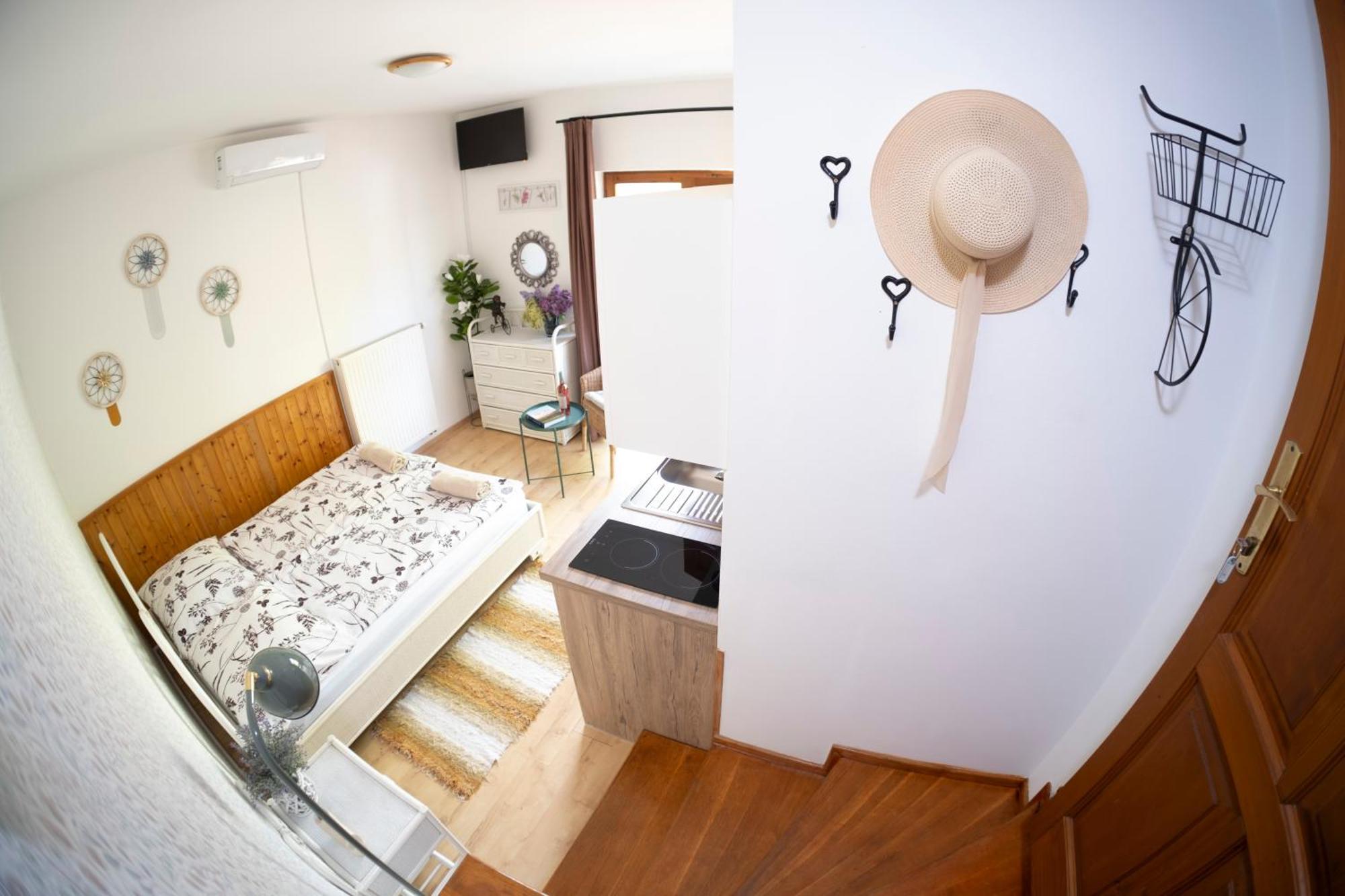 Vicze Apartmanház Siófok Exteriér fotografie